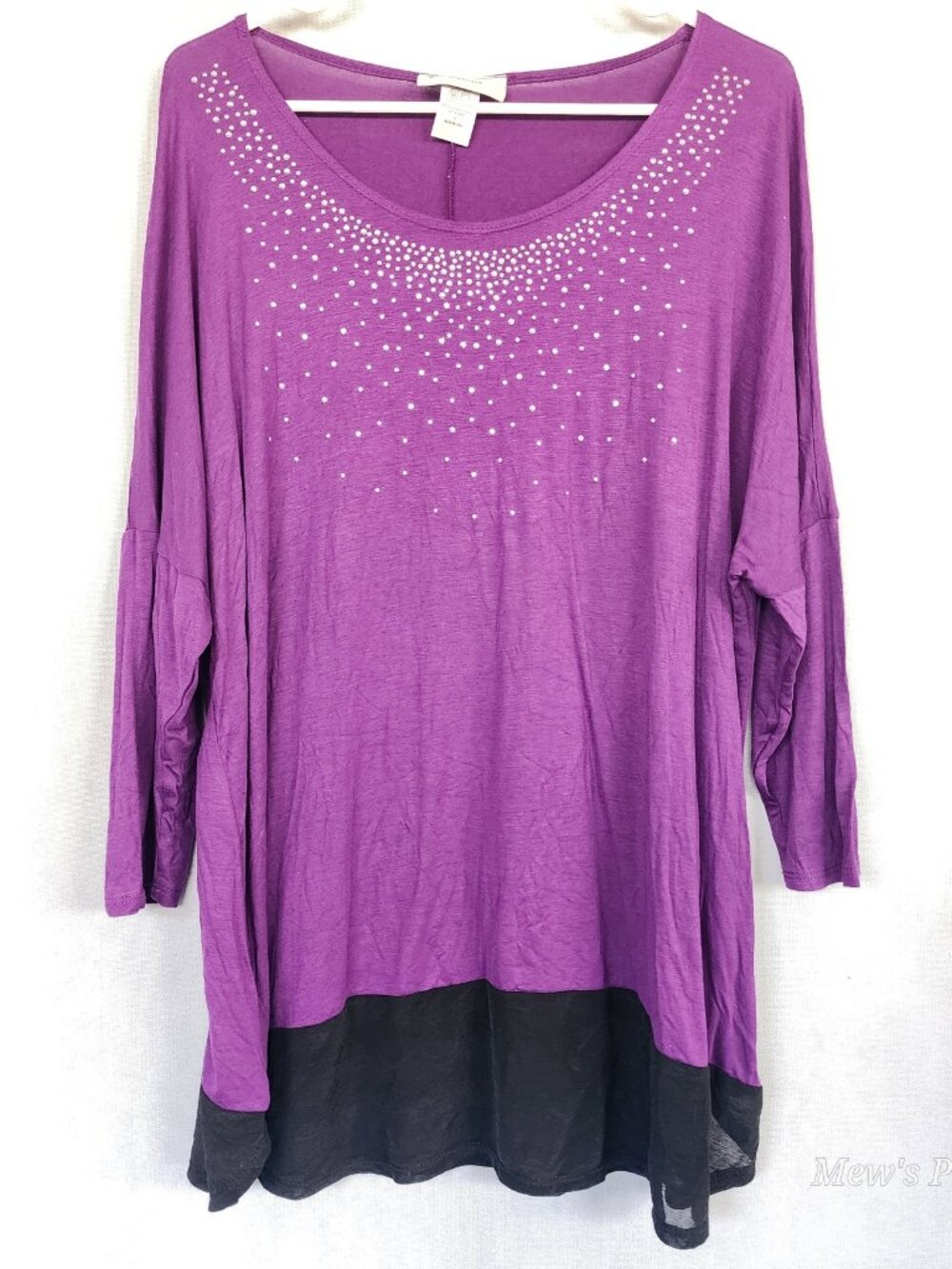 NWOT - Glitterscope Stretch Knit 3/4 Sleeve Rhinestone Accents with Contrasting